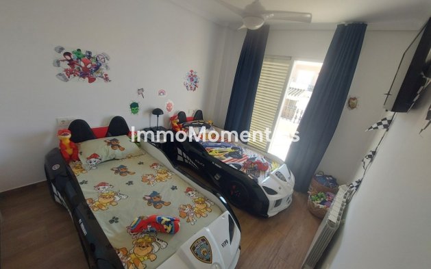 Revente - Villa - Benidorm - Benidorm Centro