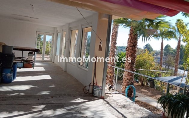 Reventa - Casa de campo - La Nucía - Cautivador