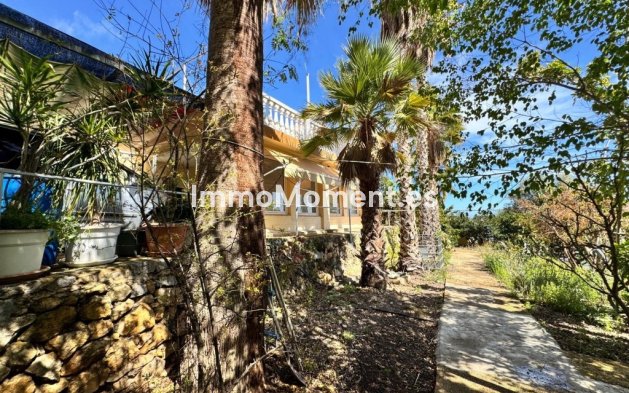 Reventa - Casa de campo - La Nucía - Cautivador