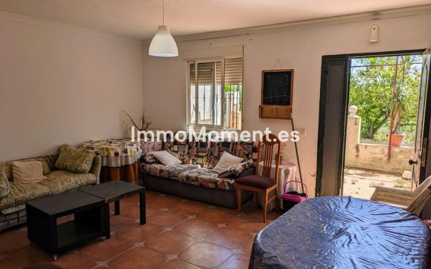 Reventa - Casa de campo - Interior  - Alora