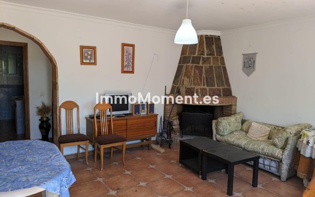 Reventa - Casa de campo - Interior  - Alora