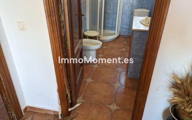 Reventa - Casa de campo - Interior  - Alora