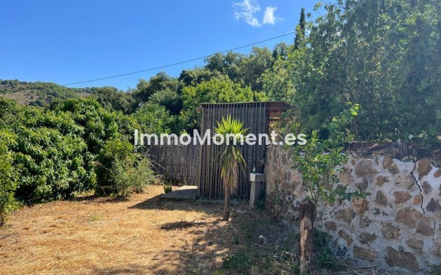 Wiederverkauf - Landhaus -   Inländisch - Monda