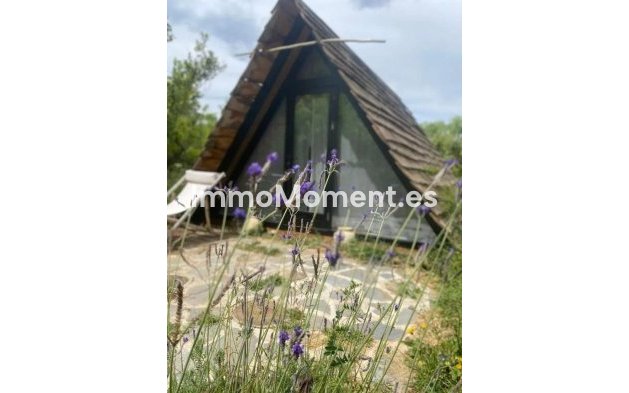 Wiederverkauf - Landhaus -   Inländisch - Monda