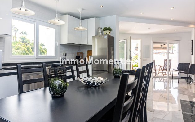 Resale - Villa - Benalmadena - Benalmadena Costa