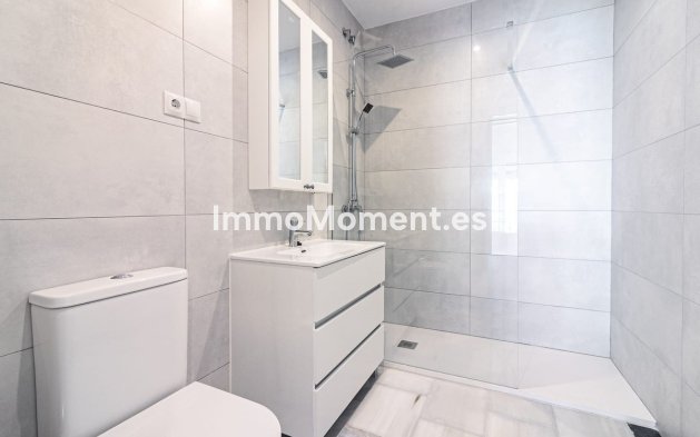 Resale - Villa - Benalmadena - Benalmadena Costa