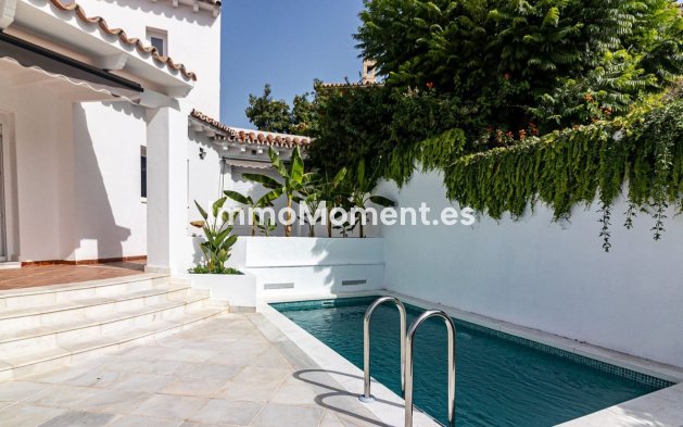 Resale - Villa - Benalmadena - Benalmadena Costa