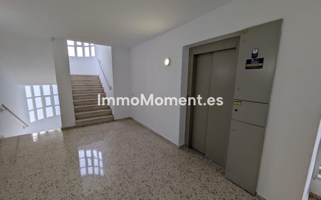 Wiederverkauf - Wohnung - Torremolinos - La Carihuela