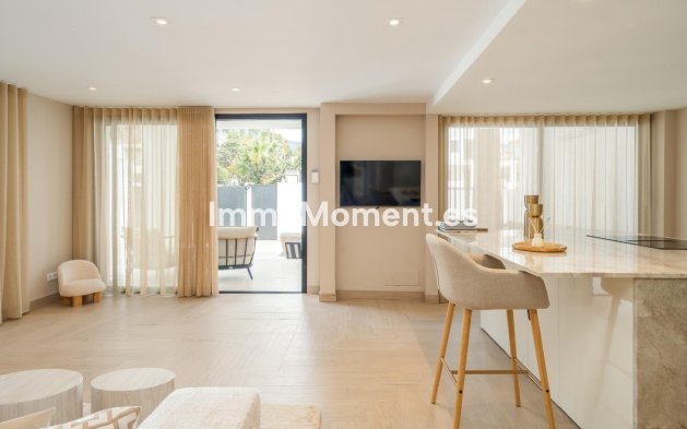 Wiederverkauf - Villa - Benalmadena - Benalmadena Costa