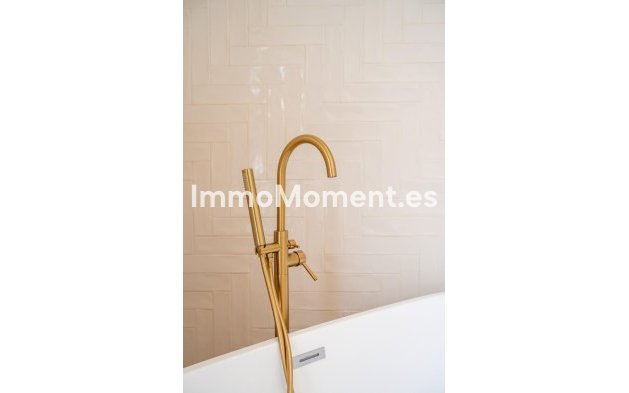 Wiederverkauf - Villa - Benalmadena - Benalmadena Costa