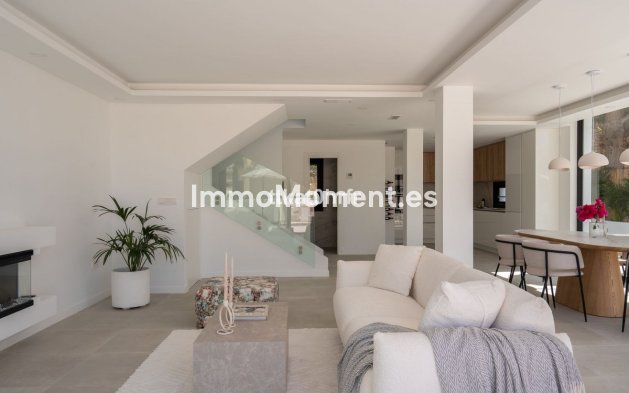 Revente - Villa - Marbella - Nueva Andalucía