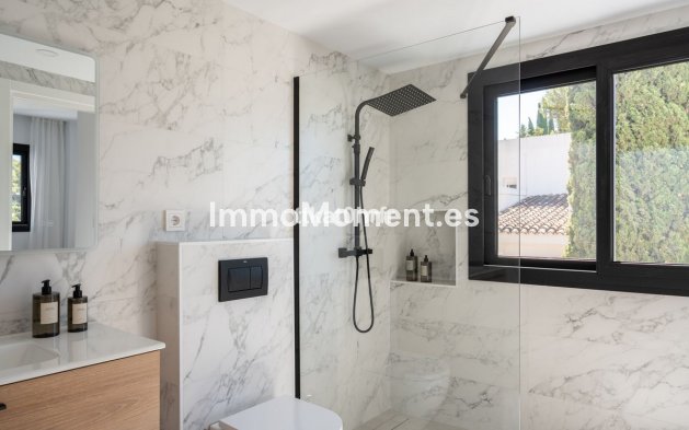 Revente - Villa - Marbella - Nueva Andalucía