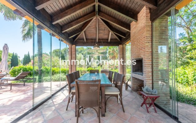 Resale - Villa - El Paraiso - New Golden Mile