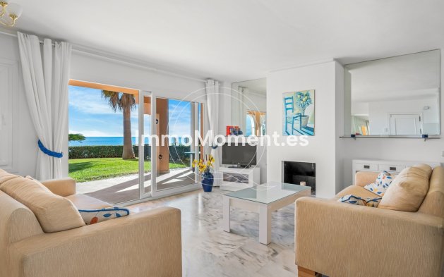 Resale - Apartment - Estepona - Estepona Centro