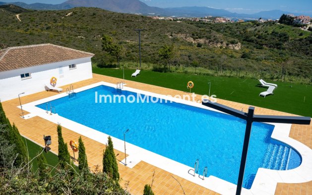 Wiederverkauf - Wohnung - Manilva - Manilva Centro