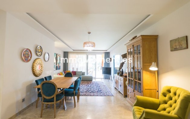 Revente - Appartement - Marbella - Nueva Andalucía