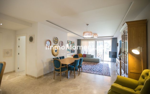 Revente - Appartement - Marbella - Nueva Andalucía