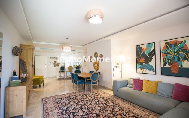 Revente - Appartement - Marbella - Nueva Andalucía