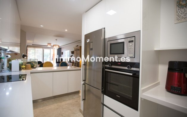 Revente - Appartement - Marbella - Nueva Andalucía