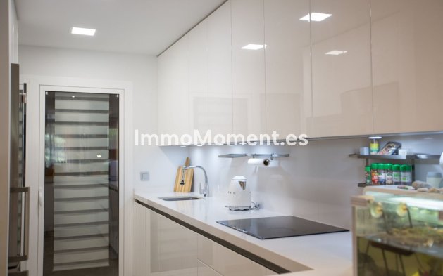 Revente - Appartement - Marbella - Nueva Andalucía