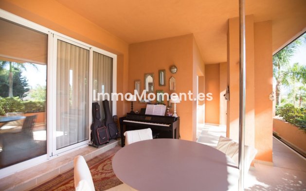 Revente - Appartement - Marbella - Nueva Andalucía