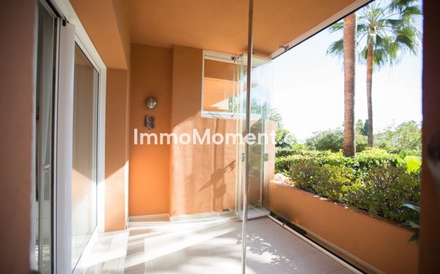 Revente - Appartement - Marbella - Nueva Andalucía