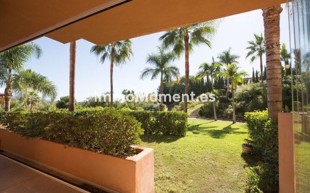 Revente - Appartement - Marbella - Nueva Andalucía