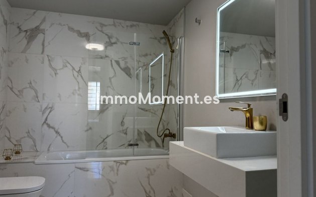 Bestaande woning - Appartement - Estepona  - Estepona Centro