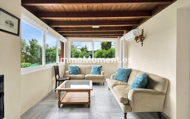 Reventa - Villa - Marbella - Elviria