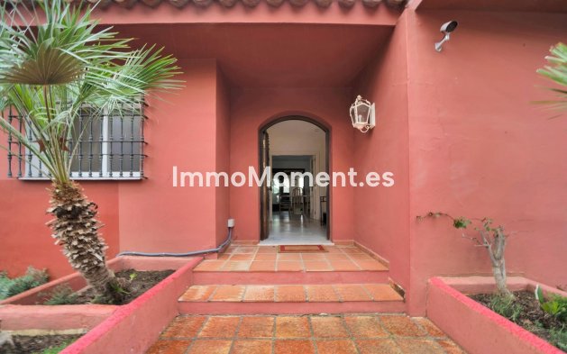 Reventa - Villa - Marbella - Elviria