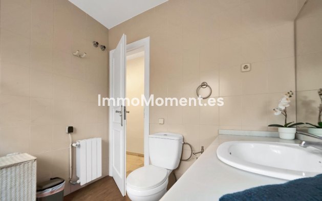 Reventa - Villa - Marbella - Elviria