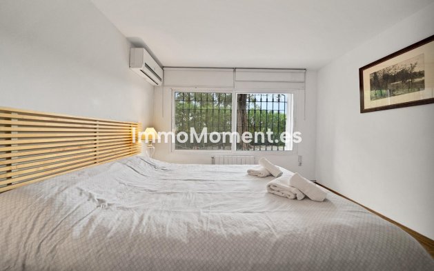 Reventa - Villa - Marbella - Elviria