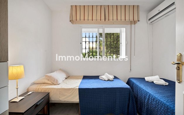 Reventa - Villa - Marbella - Elviria