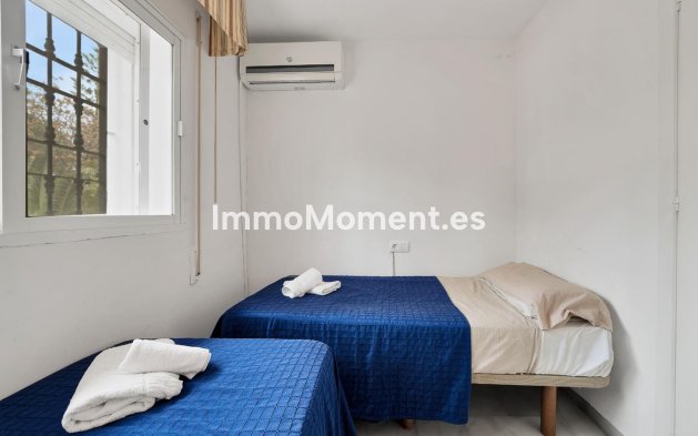 Reventa - Villa - Marbella - Elviria