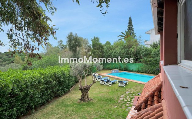 Reventa - Villa - Marbella - Elviria