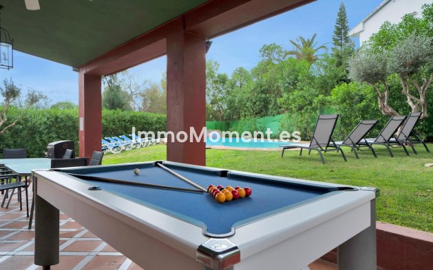 Reventa - Villa - Marbella - Elviria