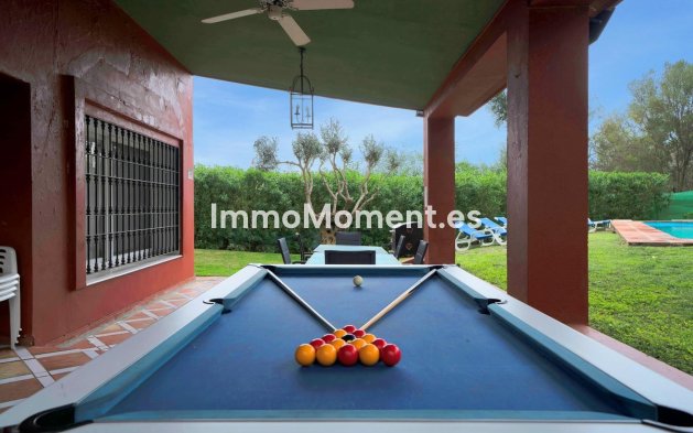 Reventa - Villa - Marbella - Elviria