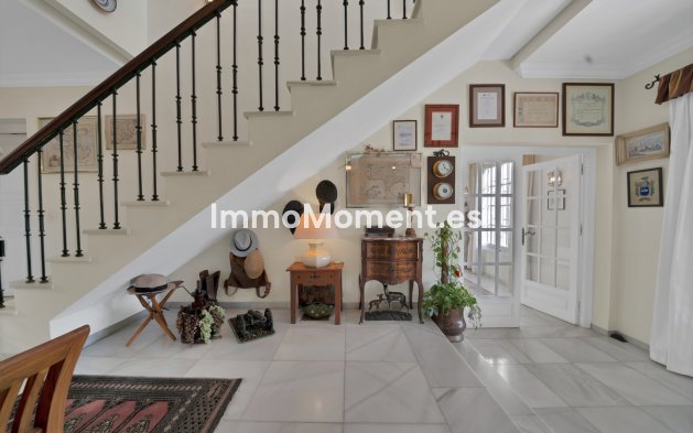 Resale - Villa - Marbella - Las Brisas