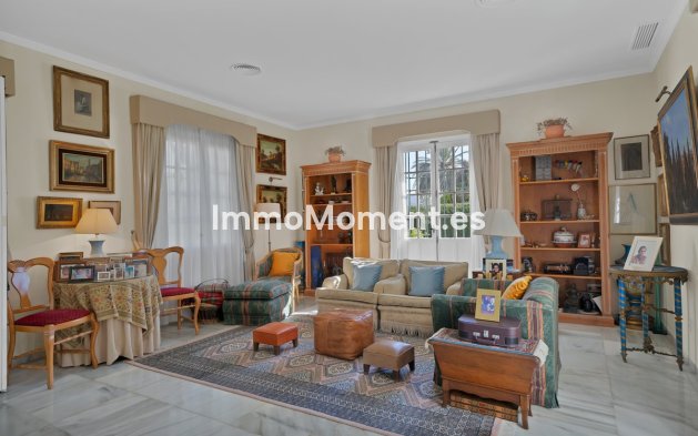 Resale - Villa - Marbella - Las Brisas