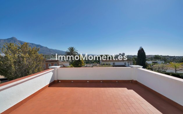 Resale - Villa - Marbella - Las Brisas