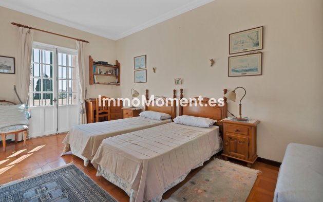 Resale - Villa - Marbella - Las Brisas