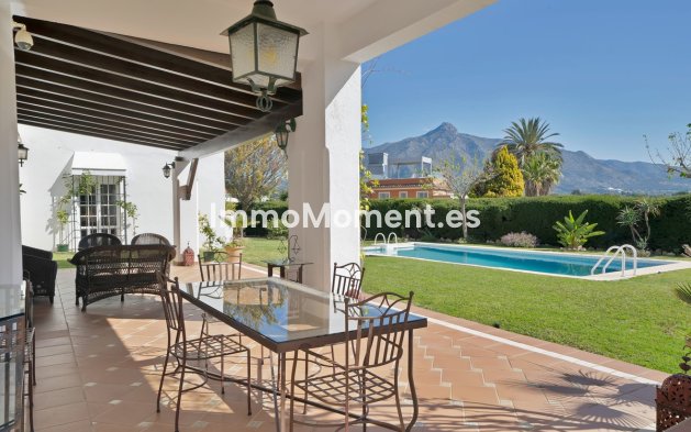Resale - Villa - Marbella - Las Brisas