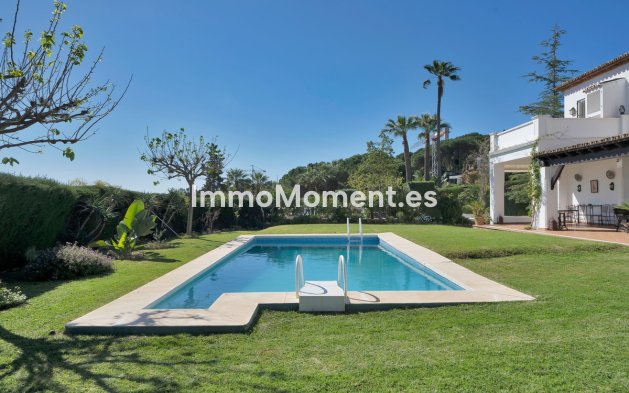 Resale - Villa - Marbella - Las Brisas