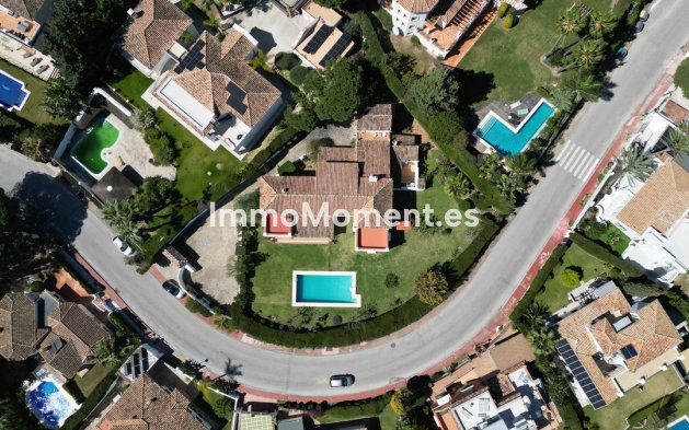 Resale - Villa - Marbella - Las Brisas