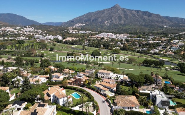 Resale - Villa - Marbella - Las Brisas