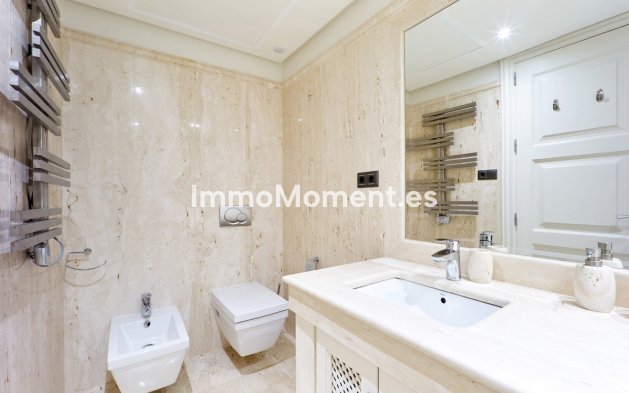 Bestaande woning - Appartement - Estepona  - Estepona Centro