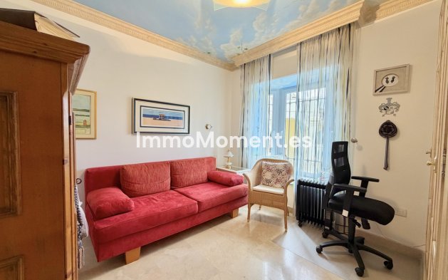 Resale - Apartment - Casares - Casares Centro