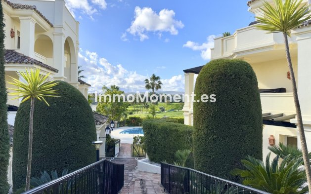 Resale - Apartment - Casares - Casares Centro