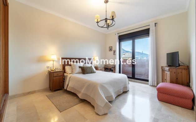 Resale - Villa - Estepona - Estepona Centro