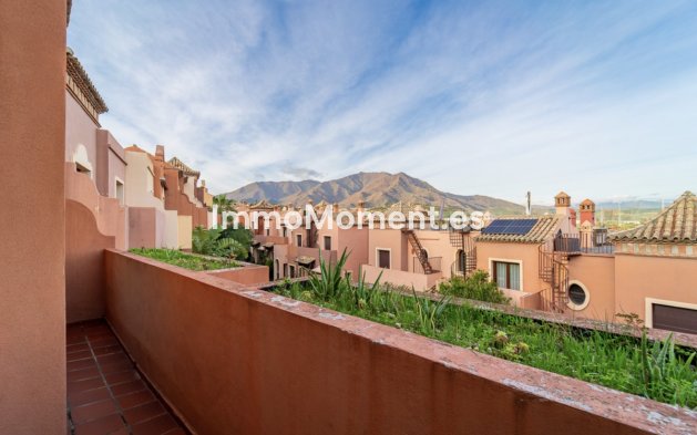 Resale - Villa - Estepona - Estepona Centro